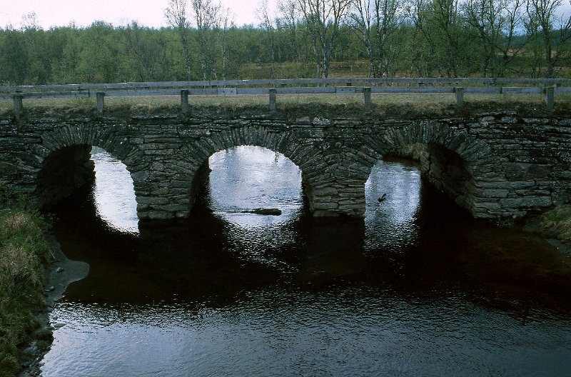 280_20.jpg - Vakker gammel bruarkitektur